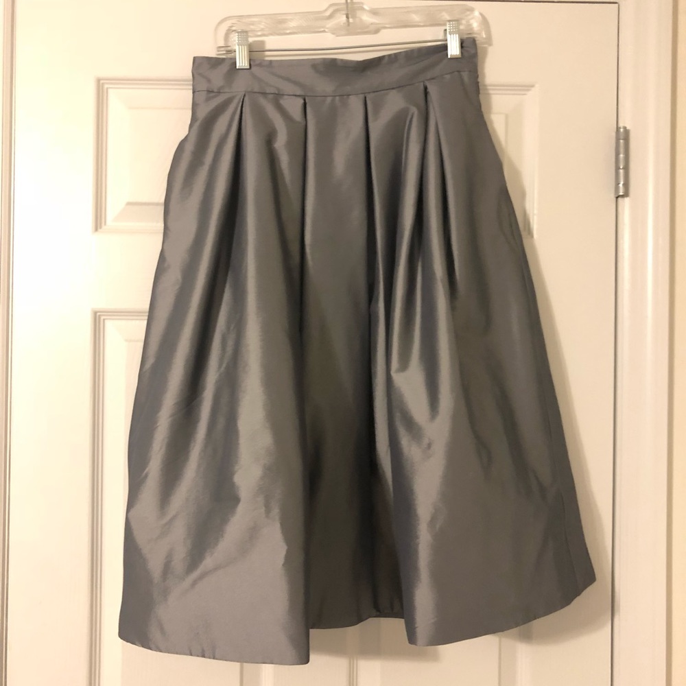White House black Market Skirt